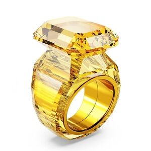 Lucent Octagon cut cocktail ring